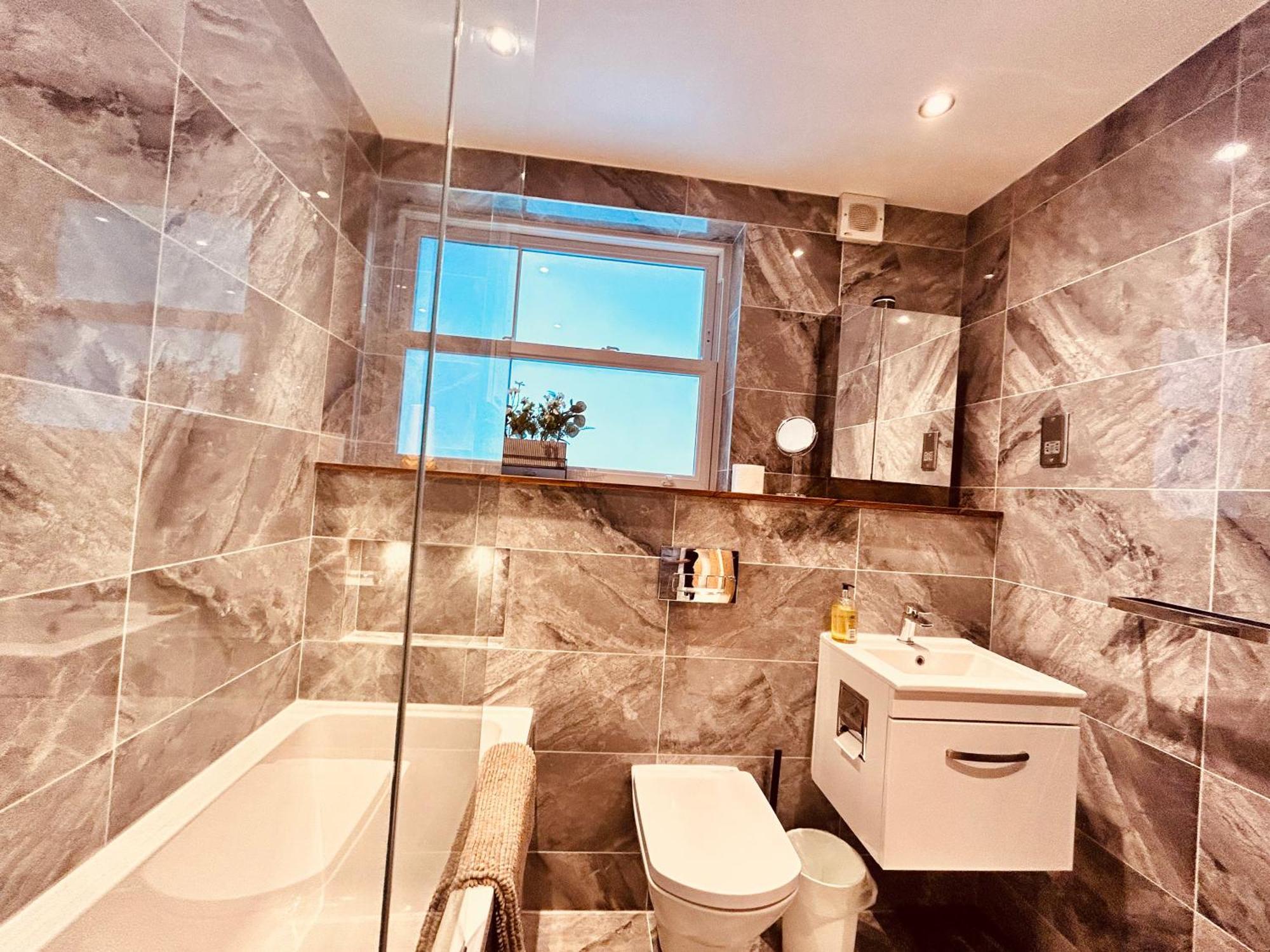 Stunning Spacious B.Apt. Slps.4 Londres Exterior foto